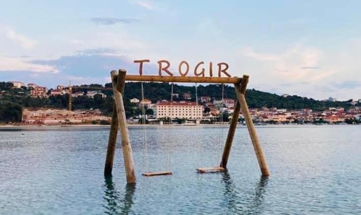 Kia Ora Apartment Τρογκίρ Εξωτερικό φωτογραφία